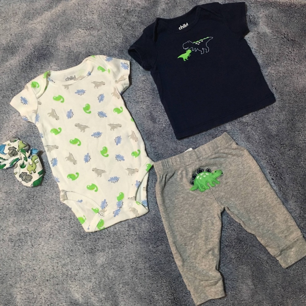 Dinosaur Newborn set